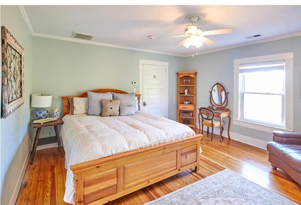 The Groome Inn Greensboro Extérieur photo